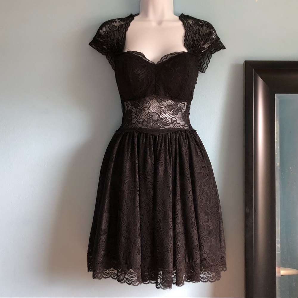 Guess Lace Mini Dress - Picture 3 of 11